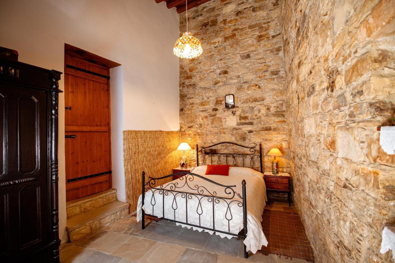 Constantias Stone Houses Lofou Bagian luar foto