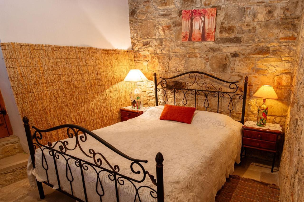Constantias Stone Houses Lofou Bagian luar foto