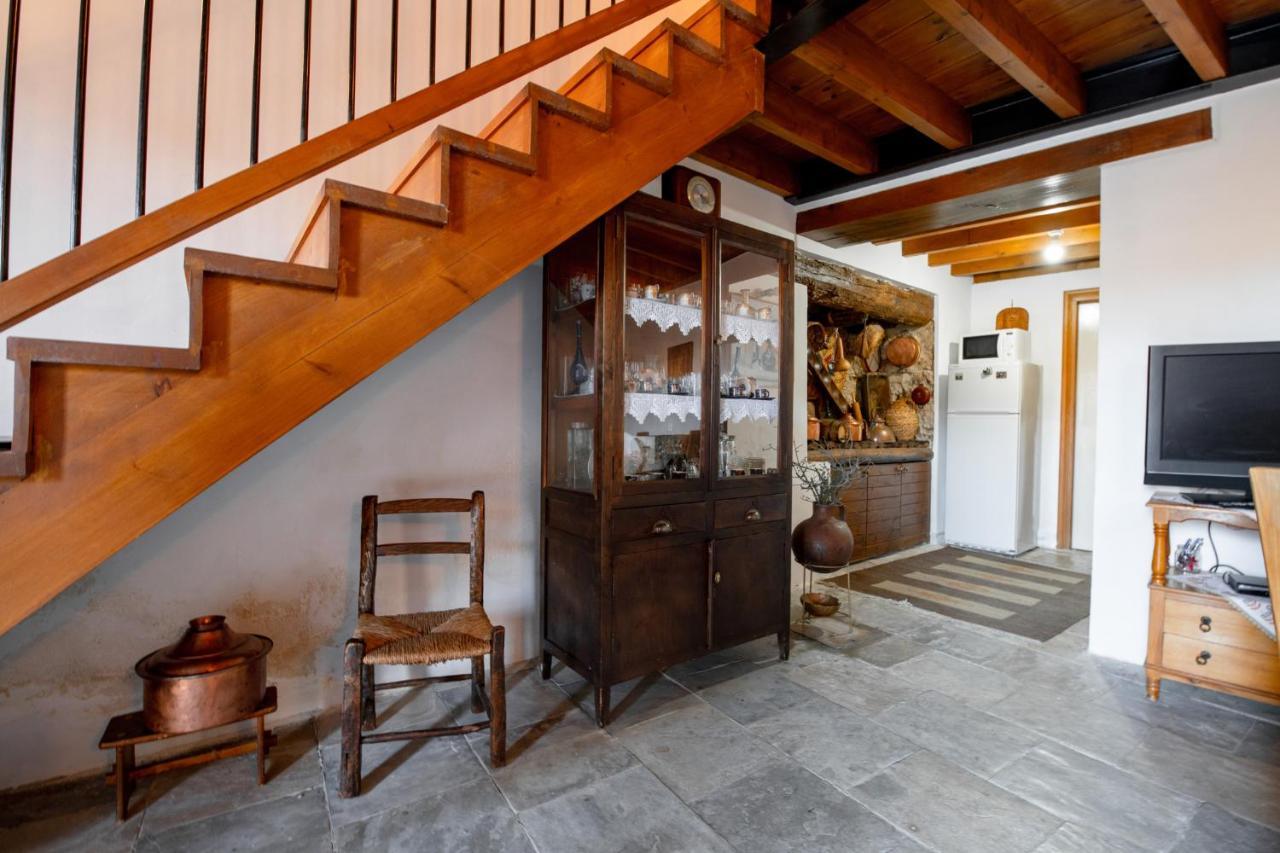 Constantias Stone Houses Lofou Bagian luar foto