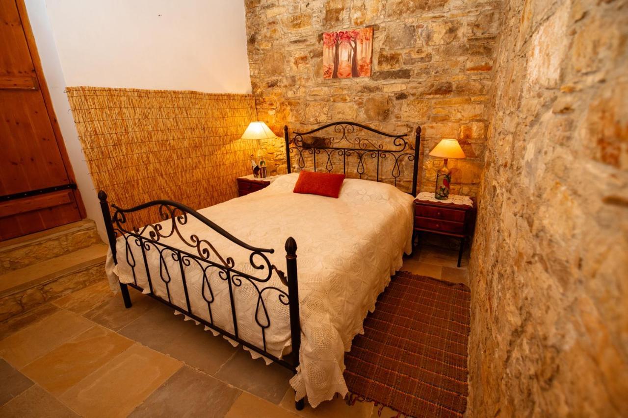 Constantias Stone Houses Lofou Bagian luar foto