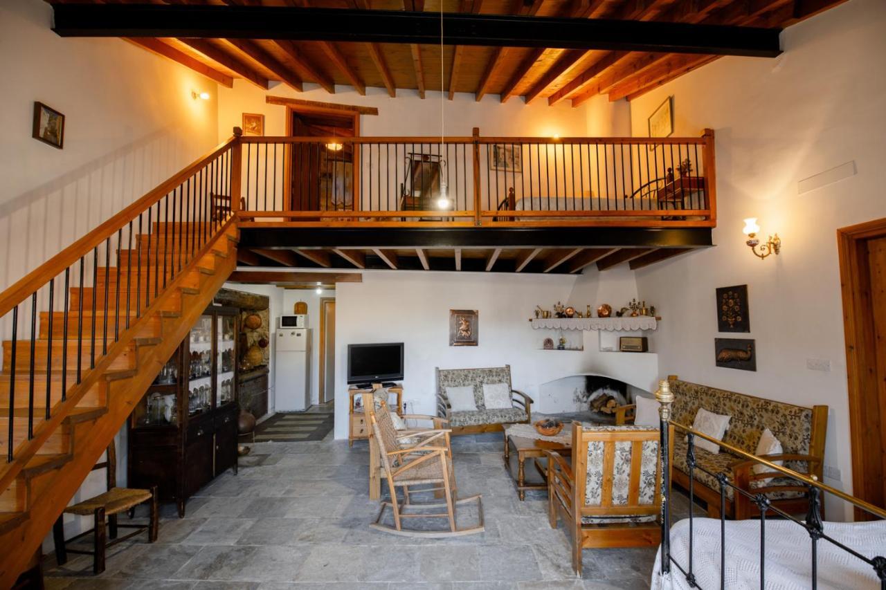 Constantias Stone Houses Lofou Bagian luar foto