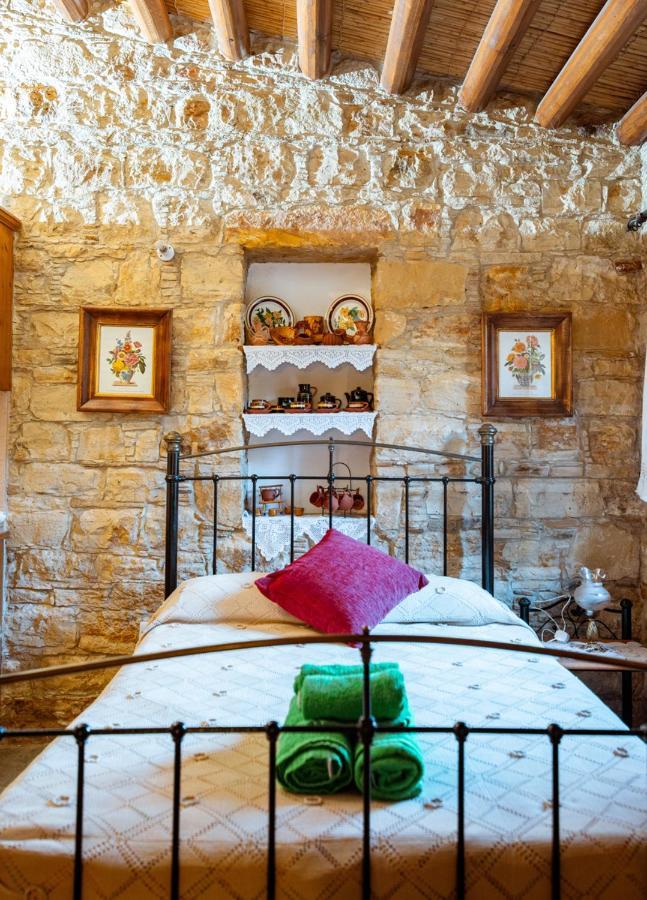 Constantias Stone Houses Lofou Bagian luar foto