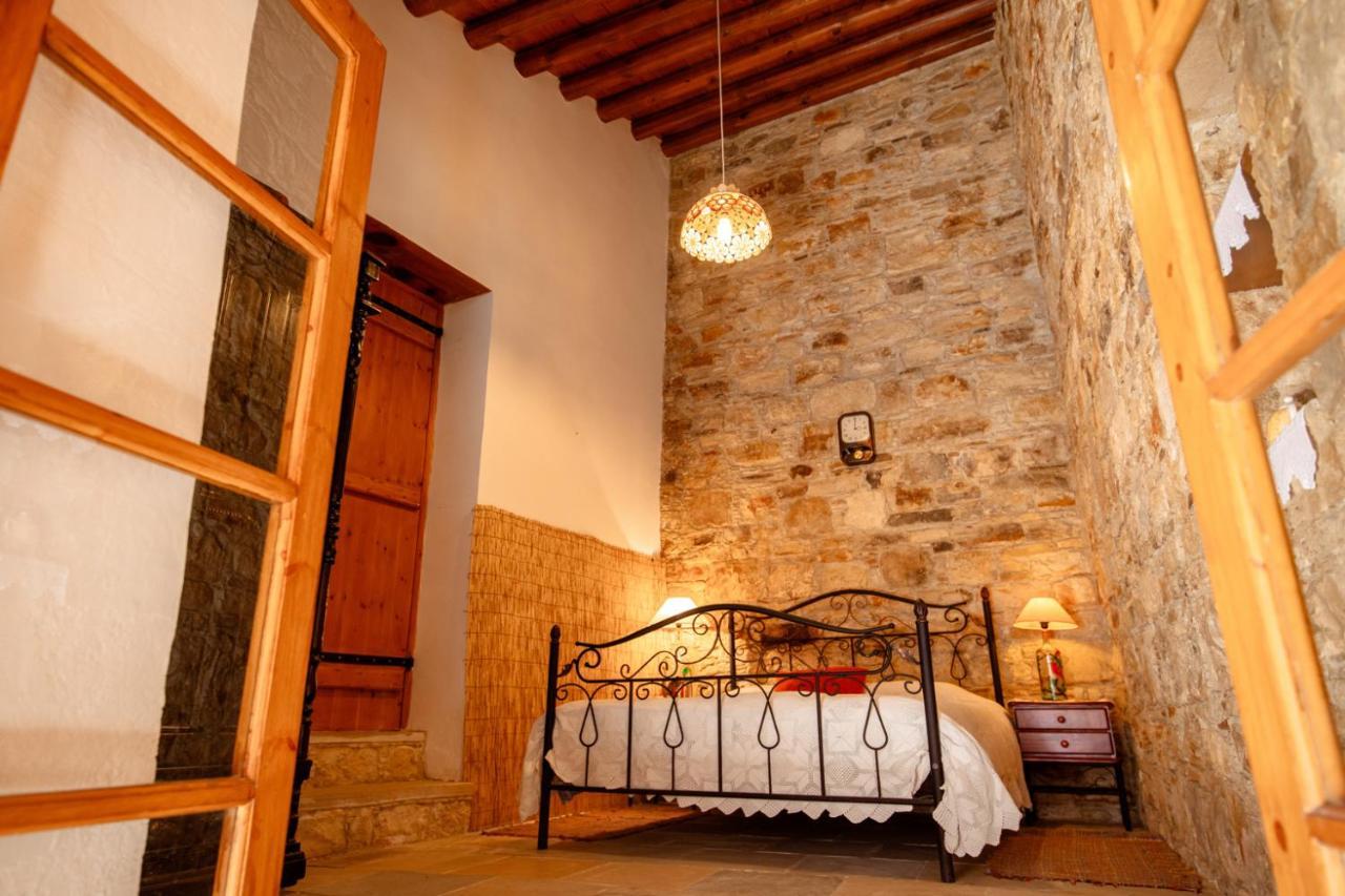 Constantias Stone Houses Lofou Bagian luar foto